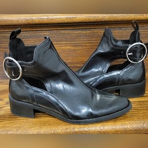 ZARA women's black low heel ankle booties Size 36 / 6